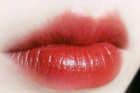 口红