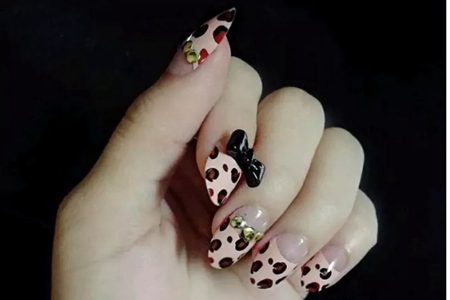 1567496241569803.jpg 流行豹纹美甲
