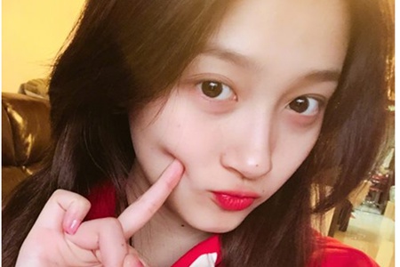 1569480717219508.jpg 女孩素颜