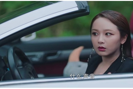 1569817959600485.jpg 杨紫化妆