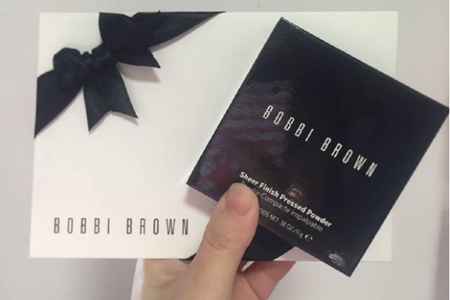 1570678600740620.jpg 粉饼