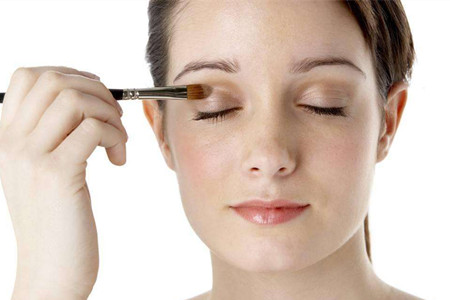 1537502908764048.jpg 妆容能否出彩,去看这一点你做到了吗