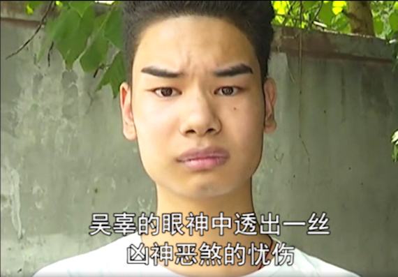 女性妆容避免这些小错误，才能自然适度在人群中脱出.jpg