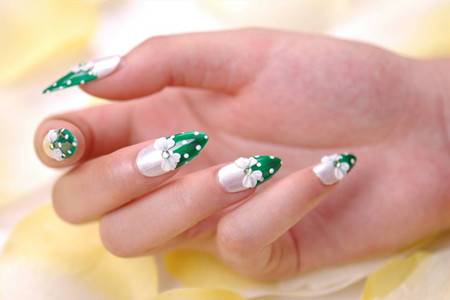 雕花美甲美轮美奂,教你简单diy方法