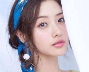 自然裸妆适合学生党 老师都看不出你花了妆