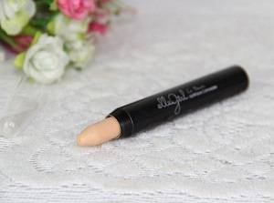 遮瑕笔是什么好用吗?彩妆新手教程