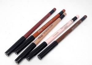 五款热门眼线笔对比测评 无论刮风下雨都不花