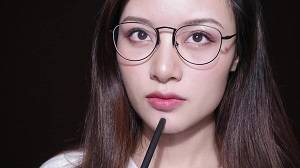 学生党们必看的日常眼镜妆容