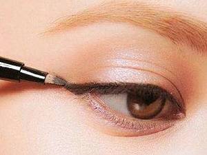抖音上的画皮术(大眼妆教程)