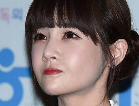女人化妆的几大误区 让你瞬间老了十几岁