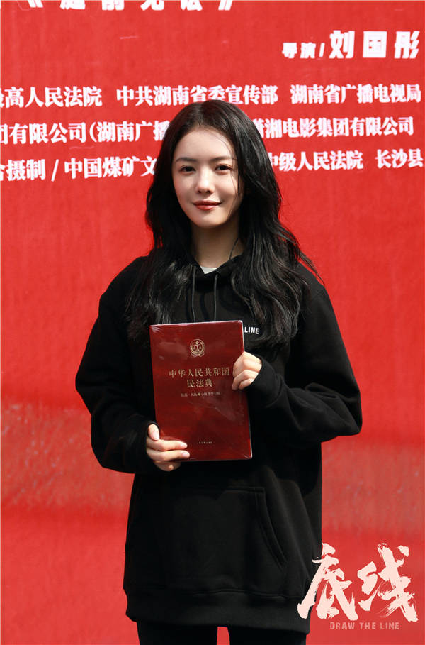 “整个剧本取材都是社会关注较大的真实案例,一定是一部好戏”(图6) “整个剧本取材都是社会关注较大的真实案例,一定是一部好戏”(图6)